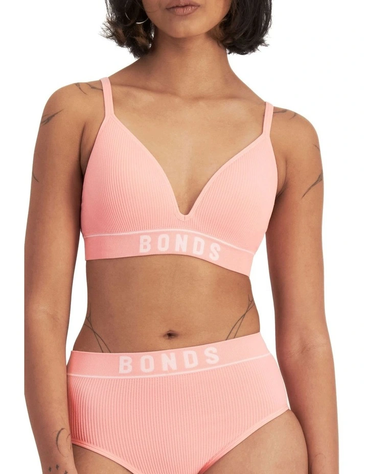 Retro Rib Seamless Wirefree Bra in Pink image 1