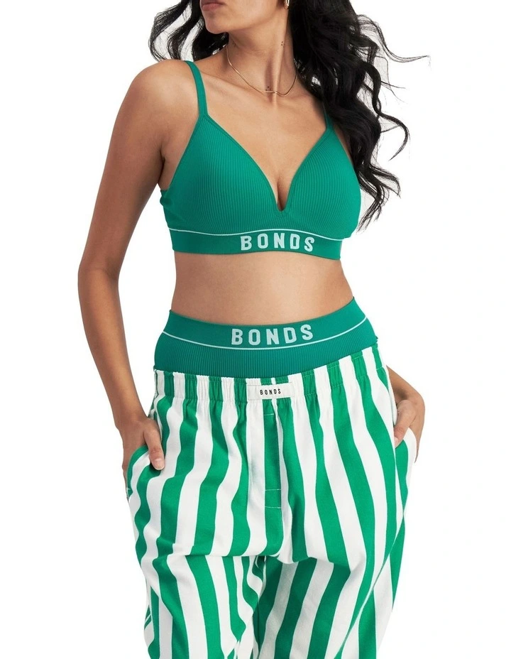 Retro Rib Seamless Wirefree Bra in Lush Forest image 4