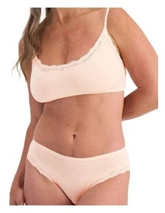 Bases Flex Lace Bikini in Pretty Thing