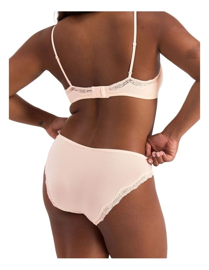 Bases Flex Lace Bikini in Pretty Thing image 4