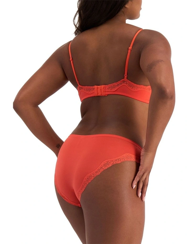 Bases Flex Lace Bikini in Pomodoro image 5