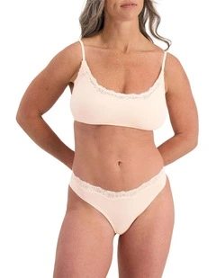 Bases Flex Lace Gee in Pretty Thing