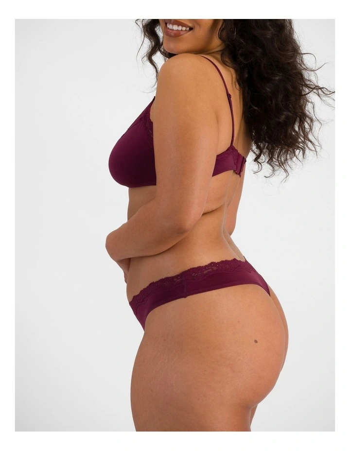 Bases Flex Lace Gee in Queen Bee image 3