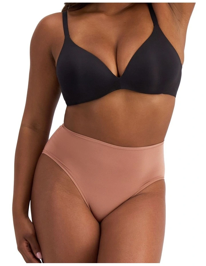 Bases Flex Hi Full Brief in Star Anise image 4