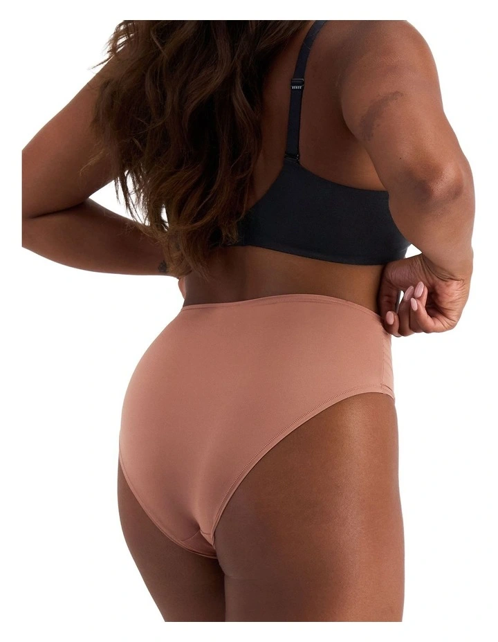 Bases Flex Hi Full Brief in Star Anise image 6