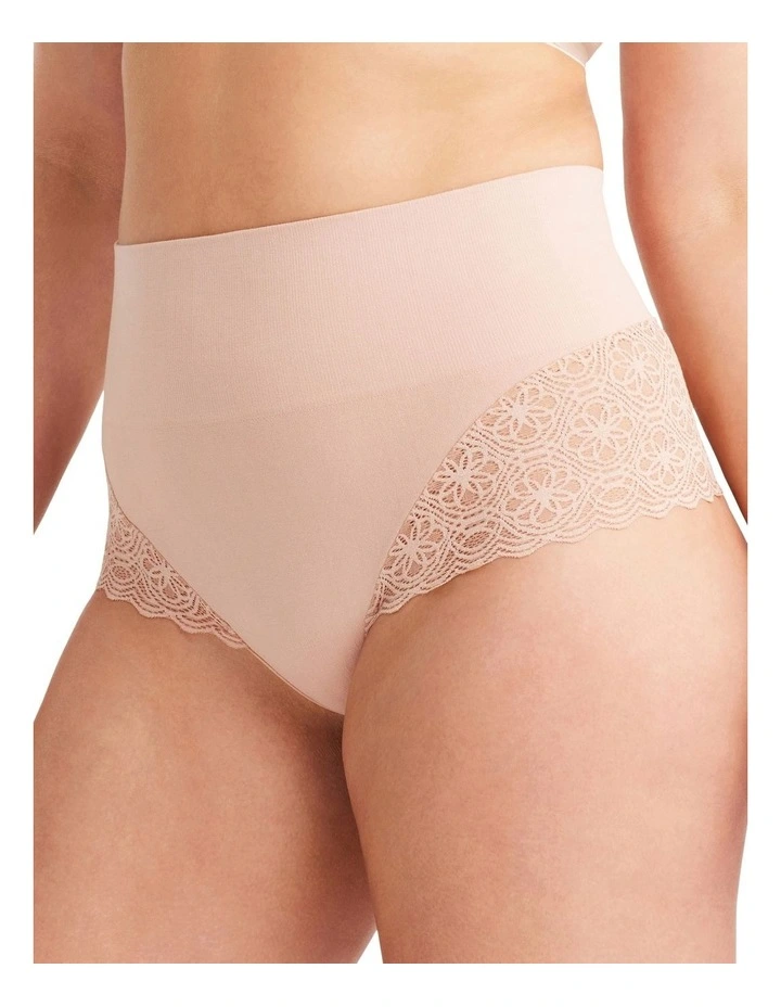 Bamboo & Lace Waisted Thong in Mahogany image 2