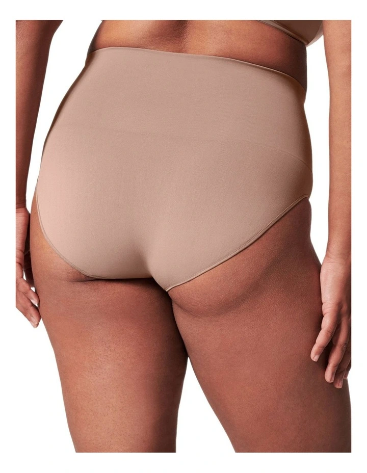 Shape™ Extraordinary Brief in Cafe Au Lait image 2