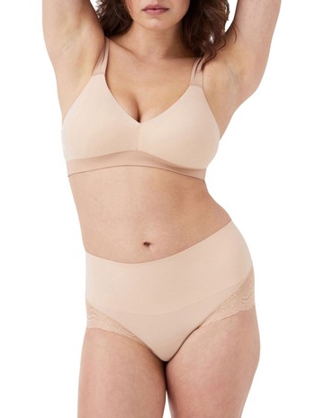 Soft Nude colour