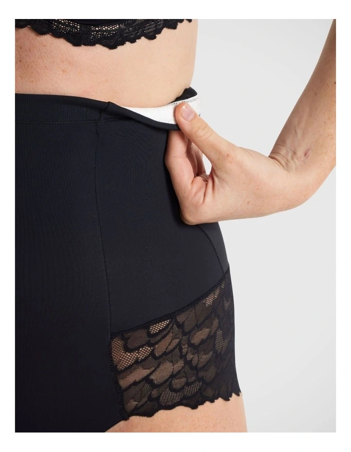 Sculpted Lace High Waisted Brief image 4
