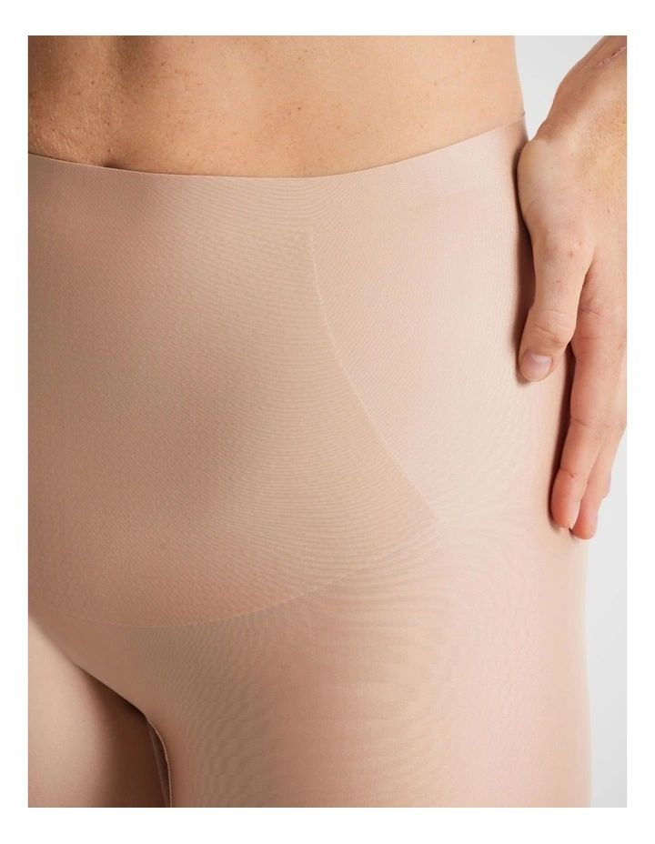 No VPL Waisted Thigh Shaper in Beige image 4
