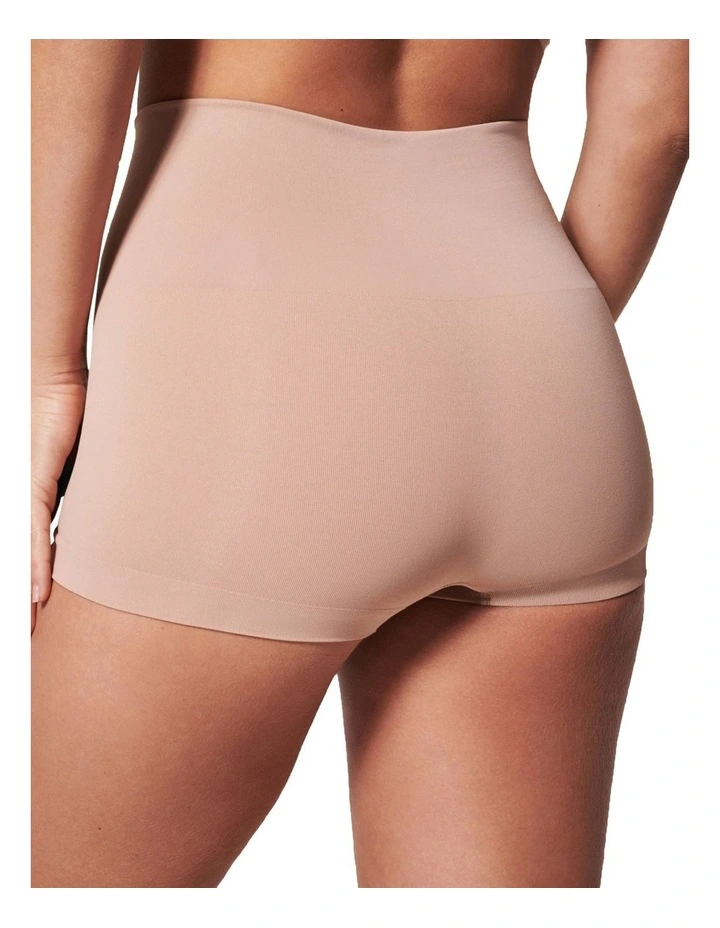 Shape Extra Ordinary Boyshort in Cream image 2