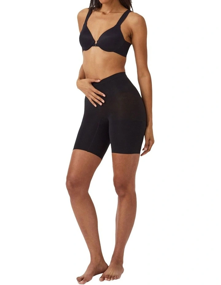 Sculpt Seamless Power Mid-Thigh Short In Black image 3