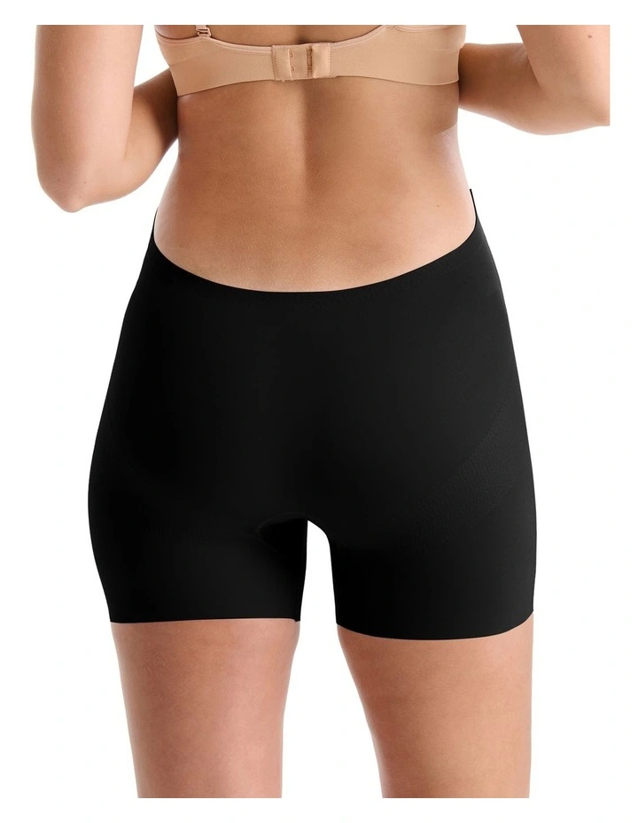 Smooth Silhouettes Low Back Short in Black image 2