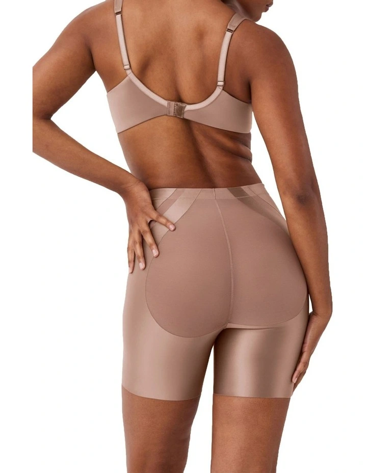 Shape Booty-Lifting Mid-Thigh Short image 2