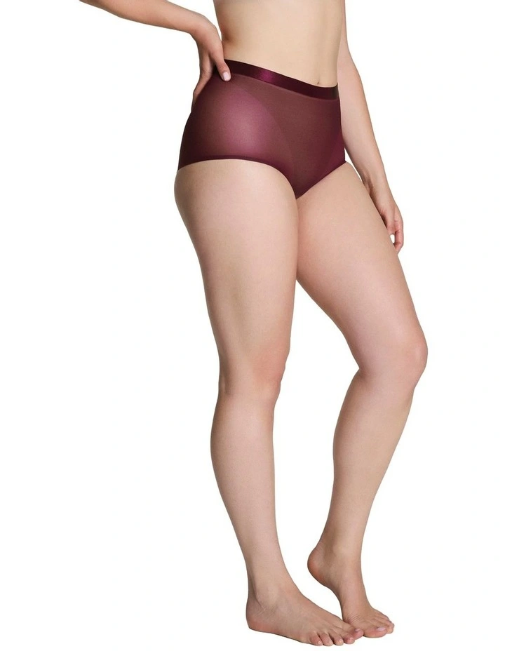 Supersmooth SheerSense Cheeky Hipster in Plum Berry image 1