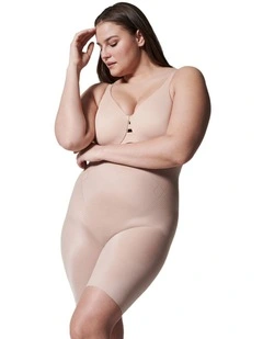 Shape Invisible High-Waisted Mid-Thigh Short