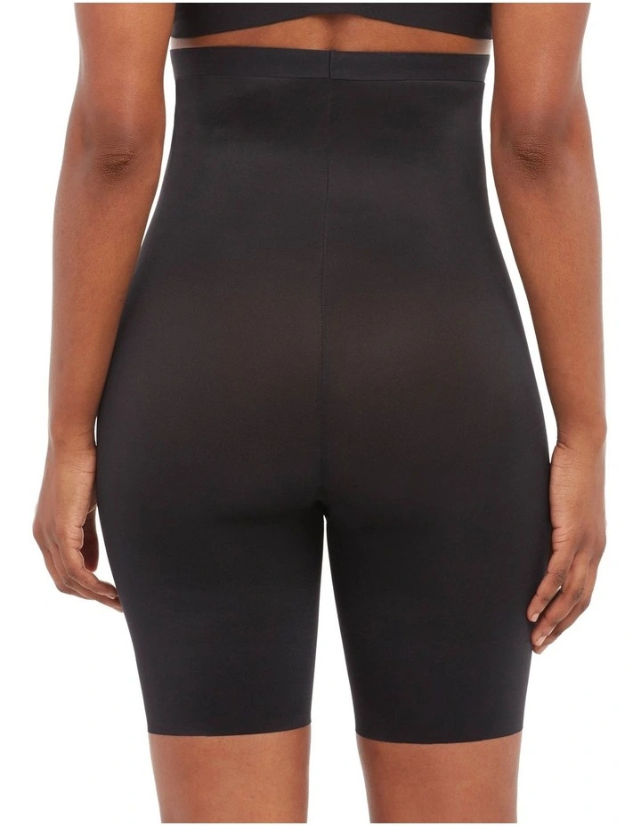 Shape Invisible Mid-Thigh Short image 3
