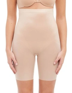 Shape Invisible Mid-Thigh Short