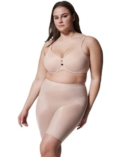 Shape Invisible Mid-Thigh Short