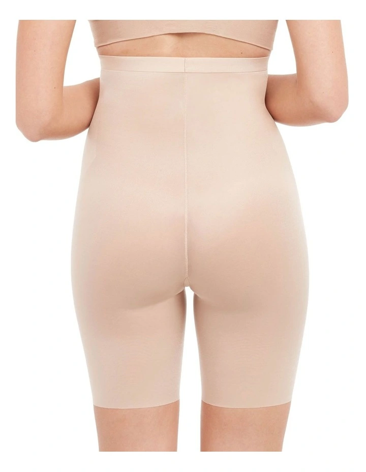 Shape Invisible Mid-Thigh Short image 2