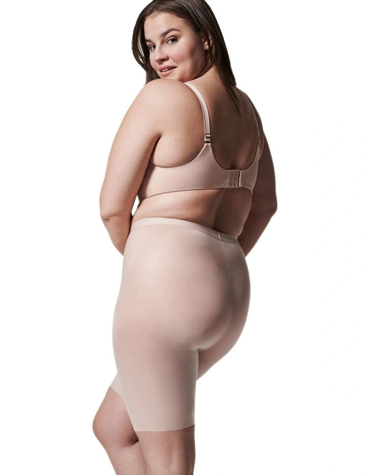 Shape Invisible Mid-Thigh Short image 3