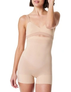 Everyday Seamless Shaping-High-Waisted Shorty in Soft Nude