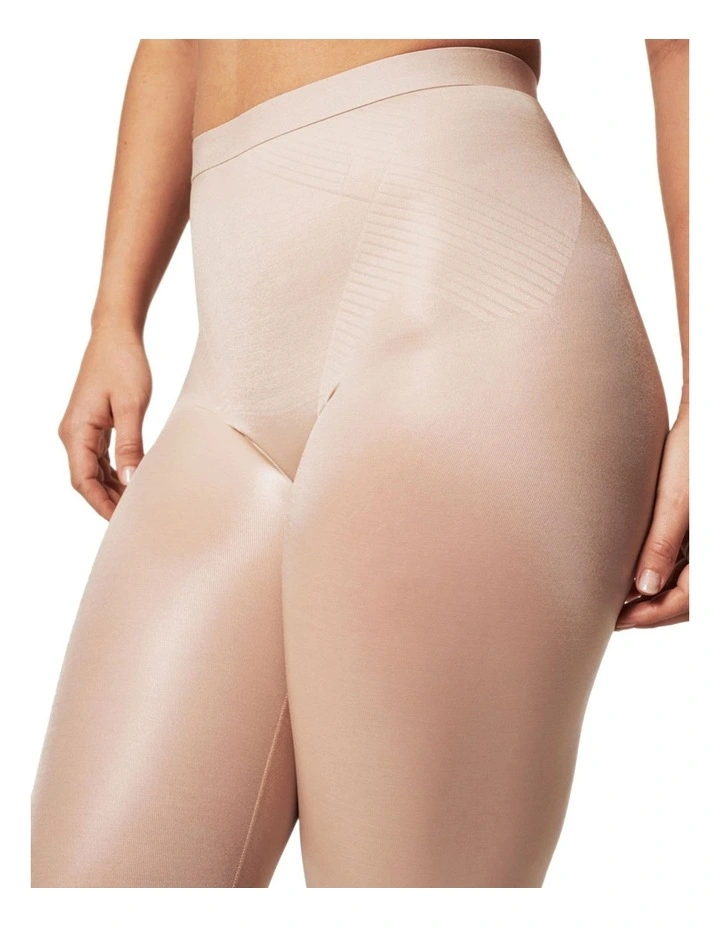 Shape Invisible Capri in Beige image 2