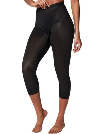 Shape™ Invisible Capri in Black
