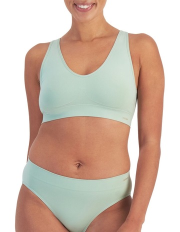 Meadow Lane_Sow colour