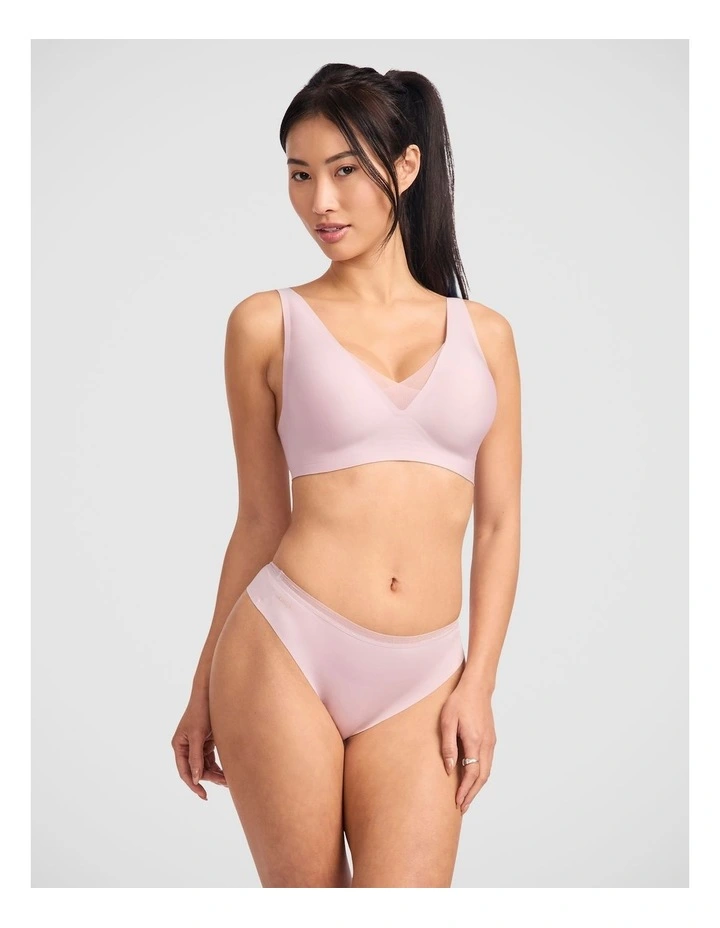 Jockey Women's Sheer Edge Plunge Bra image 4