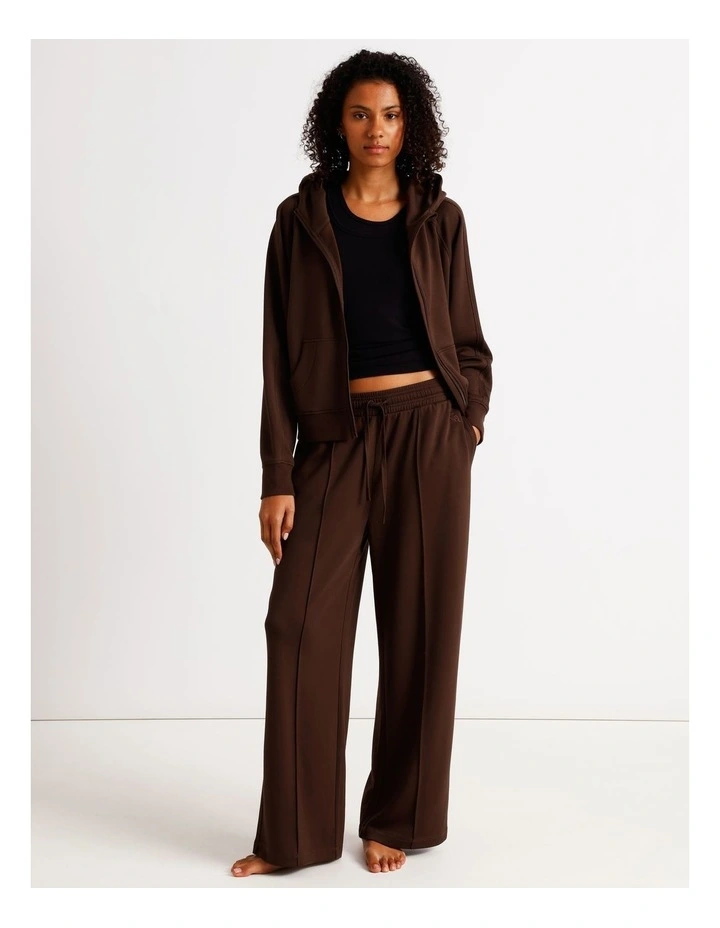 Loungewear Pintuck Scuba Pant in Chocolate image 2