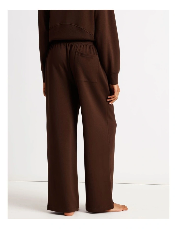 Loungewear Pintuck Scuba Pant in Chocolate image 4