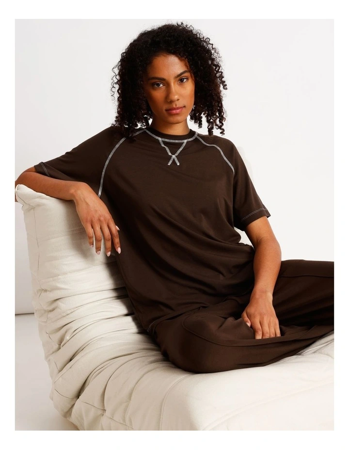 Loungewear Contrast Raglan T-Shirt in Chocolate image 2
