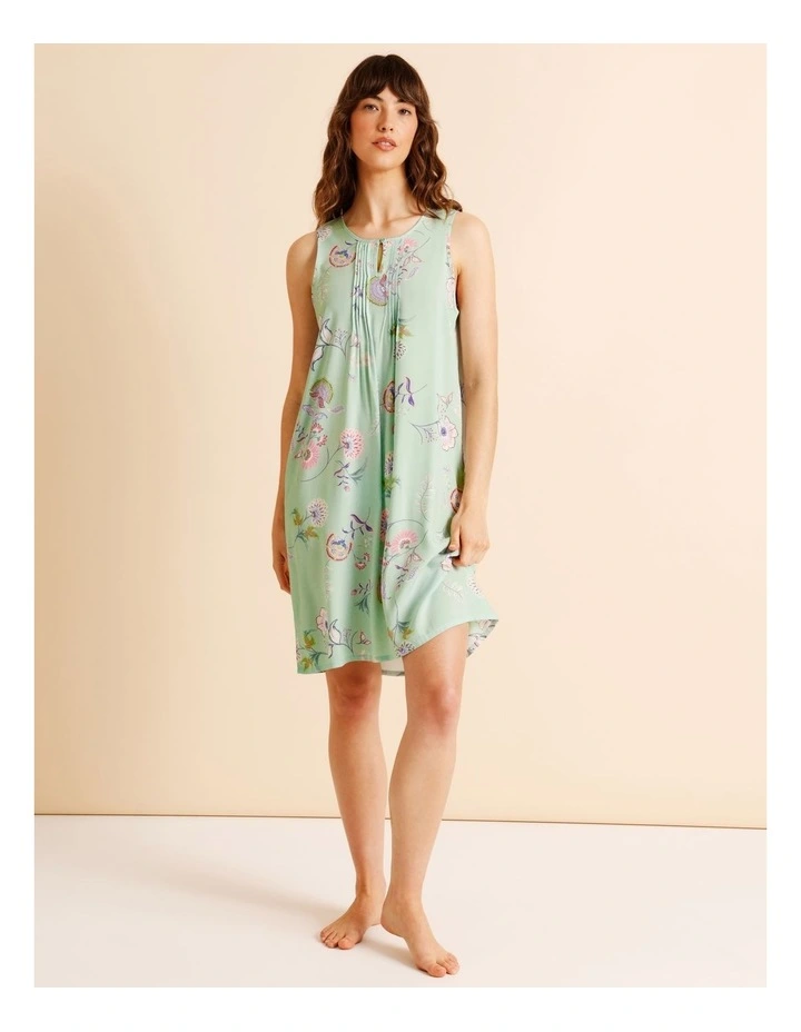 Serene Woven Nightie in Pistachio Paisley Print image 2