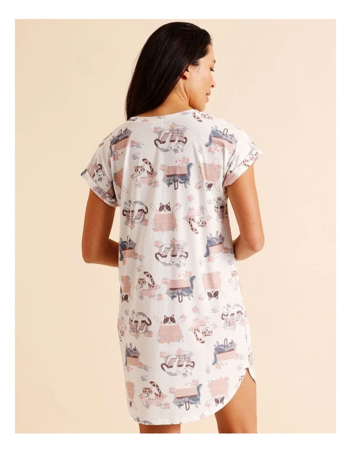 Everyday PVE Short Sleeve Nightie in Picnic Cats Print image 4