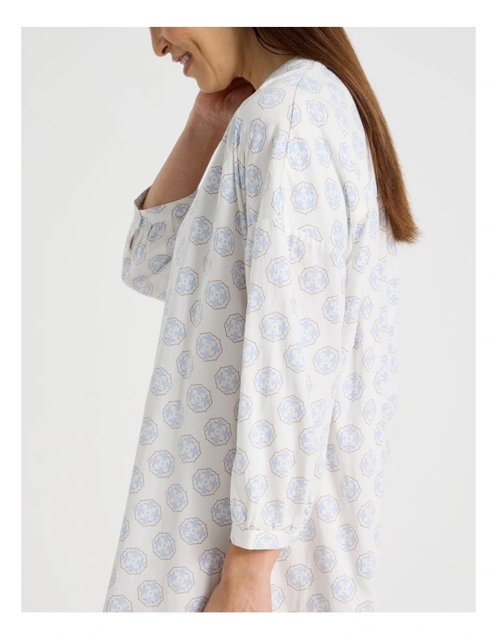 Relax Woven 3/4 Sleeve Long Nightie in White Medallion Print image 4