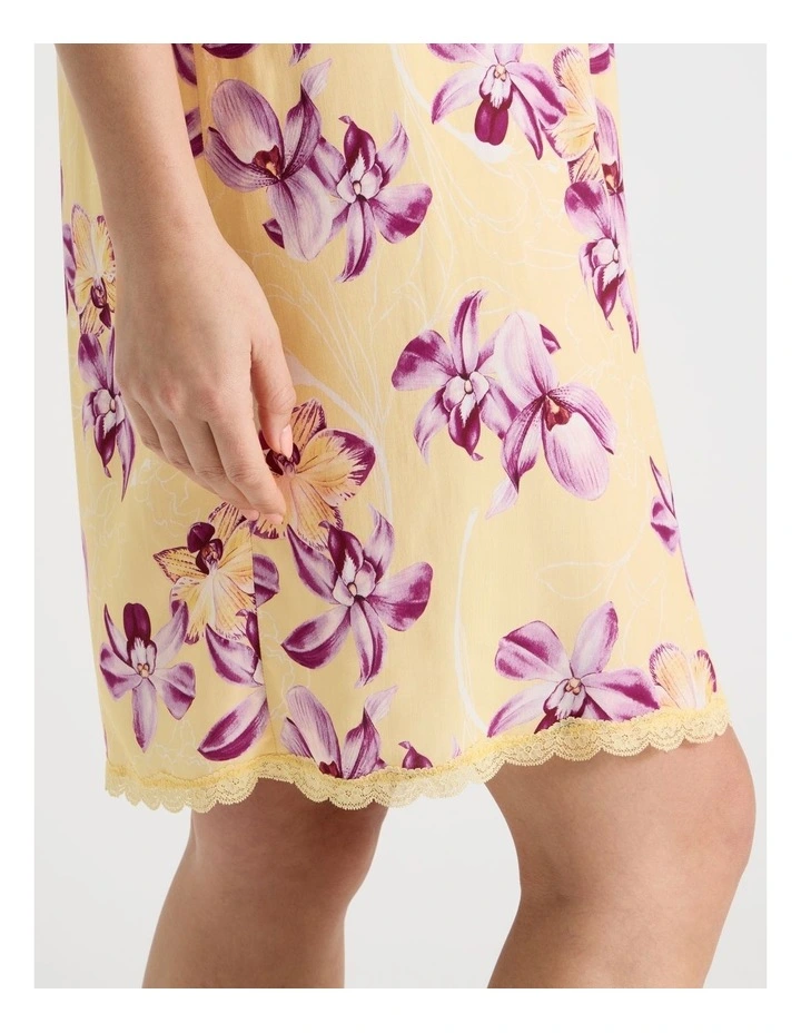 Serene Woven Viscose Sleeveless Nightie in Yellow Orchid Print image 3