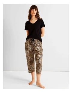 Essentials V-Neck 3/4 Pant PJ Set in Leopard Print