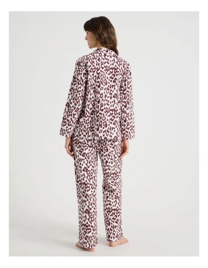 Flannelette Pyjama Set in Sleeping Cats Print image 6