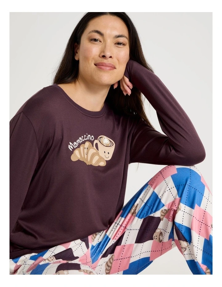 Pyjama Set in Mama Chino Print image 3