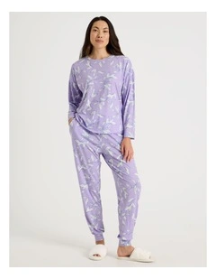 Long Sleeve Cuff Pant Pyjama Set in Foliage Outline Print