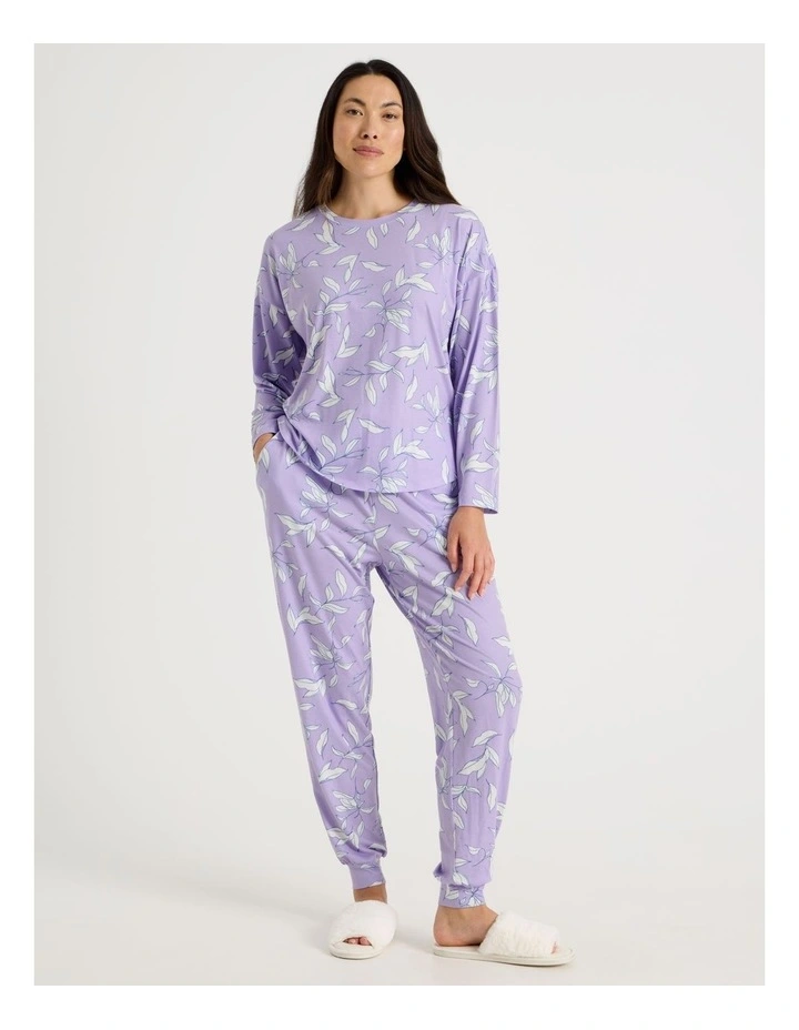 Long Sleeve Cuff Pant Pyjama Set in Foliage Outline Print image 1