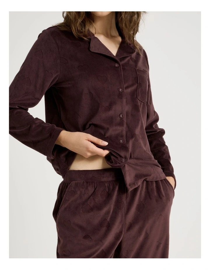 Cosy Fleece Long Sleeve Button Up Pyjama Set in Raisin Debossed Heart Print image 4
