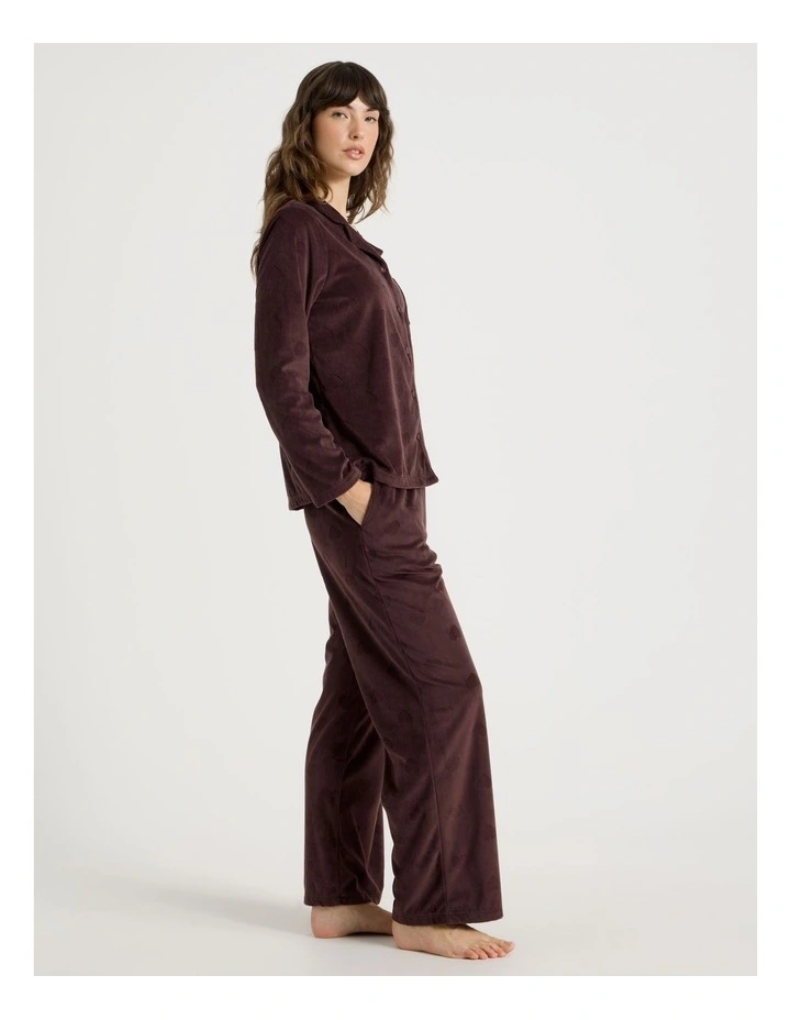 Cosy Fleece Long Sleeve Button Up Pyjama Set in Raisin Debossed Heart Print image 5