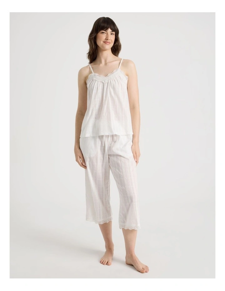 Seersucker Cami 3/4 Pant Pyjama Set in White image 5