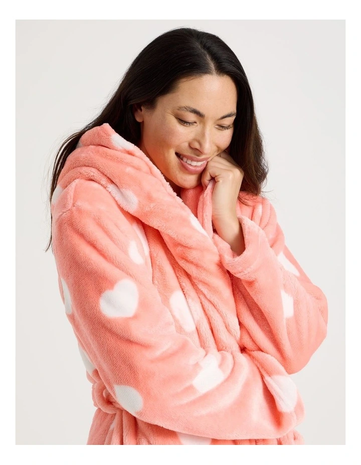 Fleece Hooded Robe in Peach Hearts Print image 2