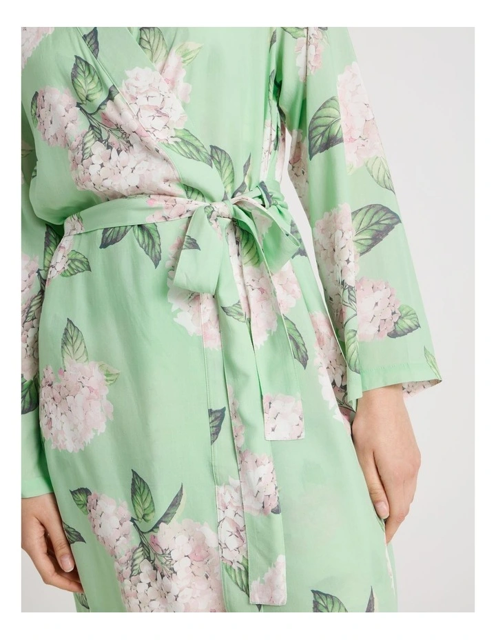 Woven Viscose Robe in Mint Hydrangea image 6