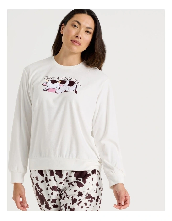 Cosy Fleece Pyjama Set in Sleepy Cow Print image 4