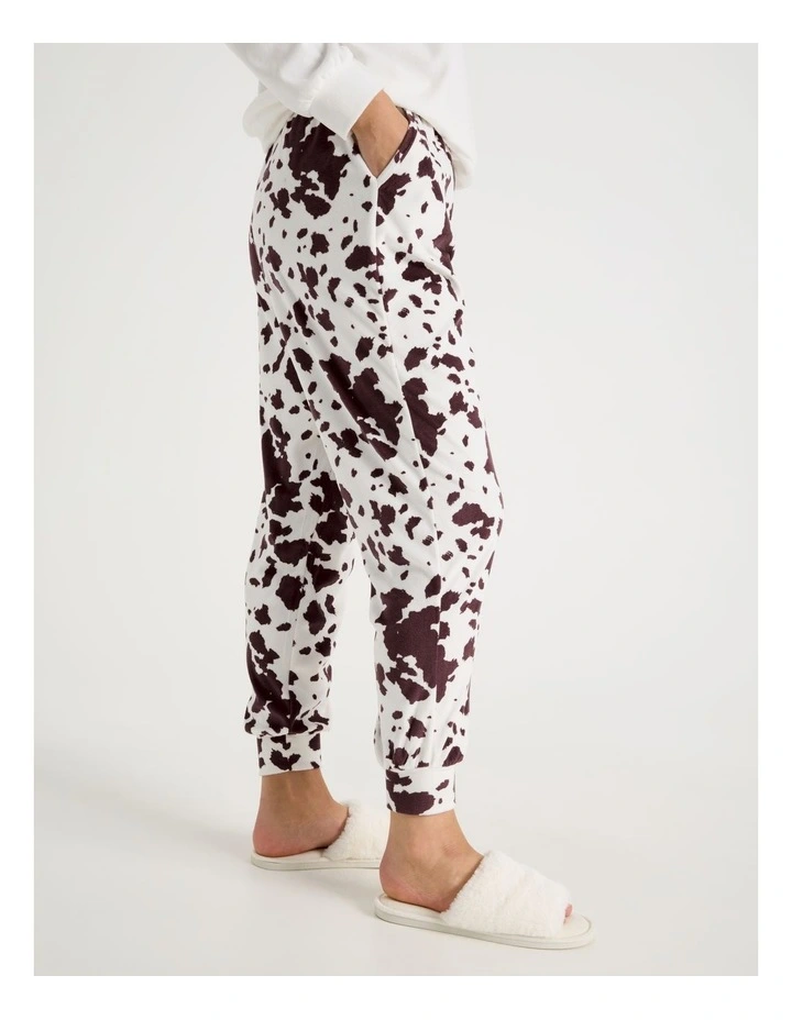 Cosy Fleece Pyjama Set in Sleepy Cow Print image 7