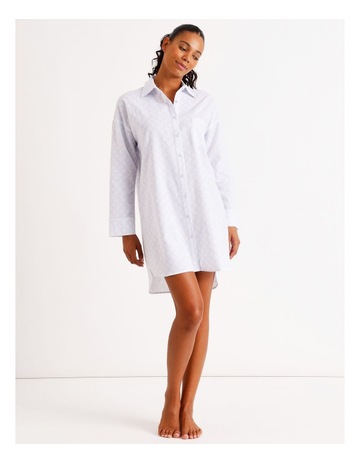 Divine Linen Nightshirt in Blue Chain Print